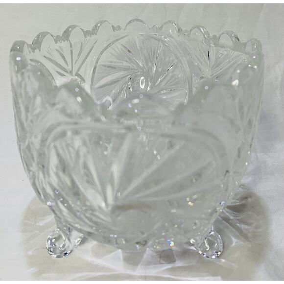 Vintage Candy Holder Sawtooth Crystal 7" Oval Diamond Cut Pinwheel Glass W/ Feet - Picture 5 of 8